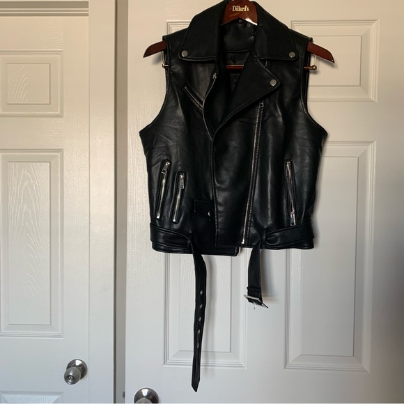 Black Faux Leather Vest Size L - Picture 8 of 11